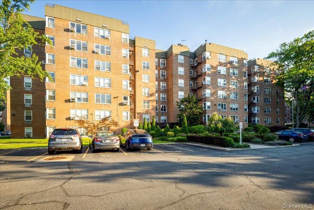 18-70 211th Street 1B, Bayside, NY 11360