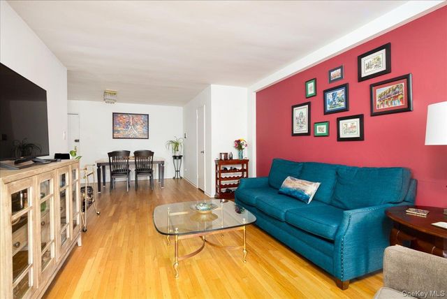 18-70 211th Street 1B, Bayside, NY 11360