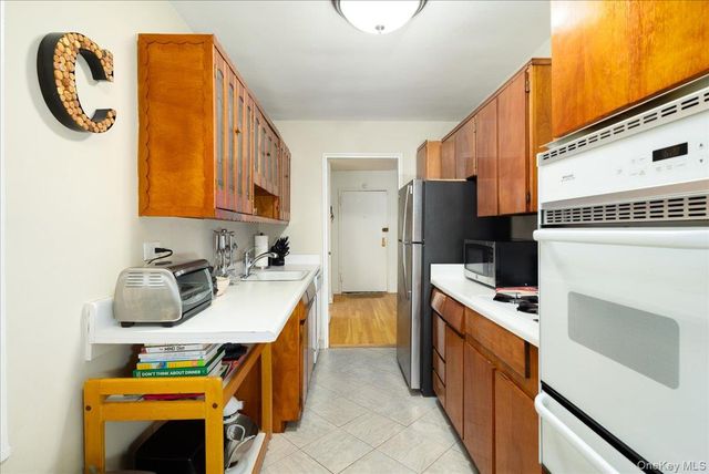 18-70 211th Street 1B, Bayside, NY 11360