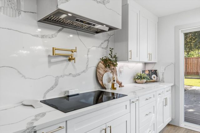 3340 Hartselle Way, Sacramento, CA 95827