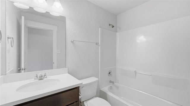 3640 Space Cloud DR, New Braunfels, TX 78130