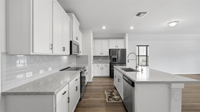 3640 Space Cloud DR, New Braunfels, TX 78130