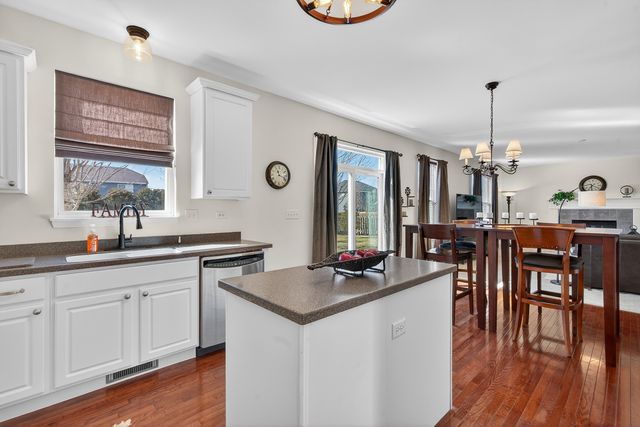 12475 Carver Lane, Huntley, IL 60142