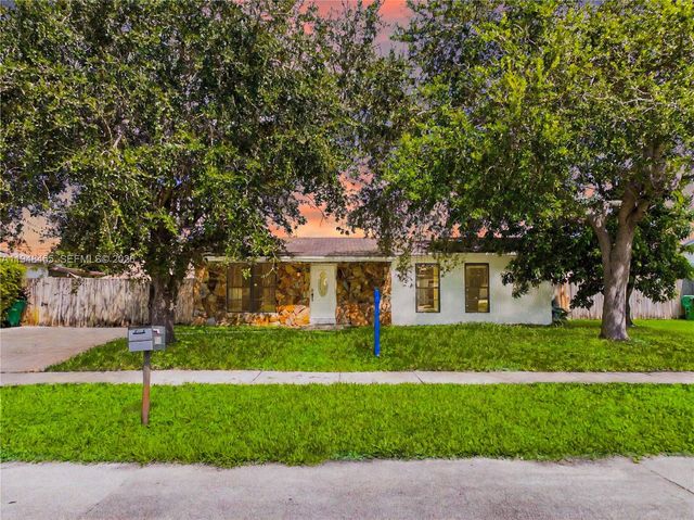 26234 SW 128th Ct, Homestead, FL 33032