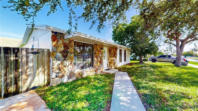 26234 SW 128th Ct, Homestead, FL 33032