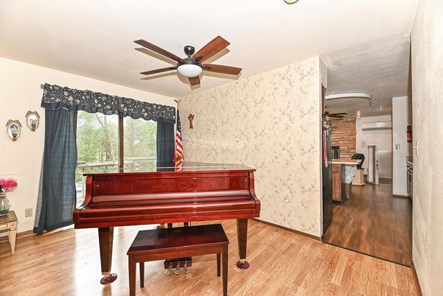 S70W20099 Adrian DRIVE, Muskego, WI 53150