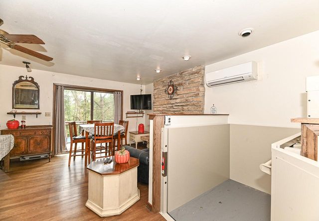 S70W20099 Adrian DRIVE, Muskego, WI 53150
