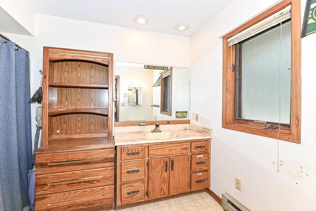 S70W20099 Adrian DRIVE, Muskego, WI 53150