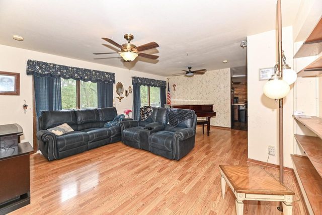 S70W20099 Adrian DRIVE, Muskego, WI 53150