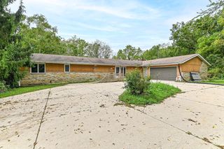 S70W20099 Adrian DRIVE, Muskego, WI 53150