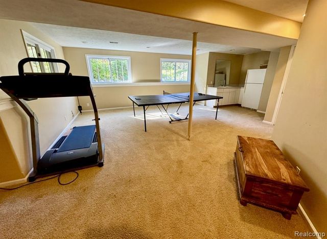 11536 Oak Grove Road, Grand Haven, MI 49417