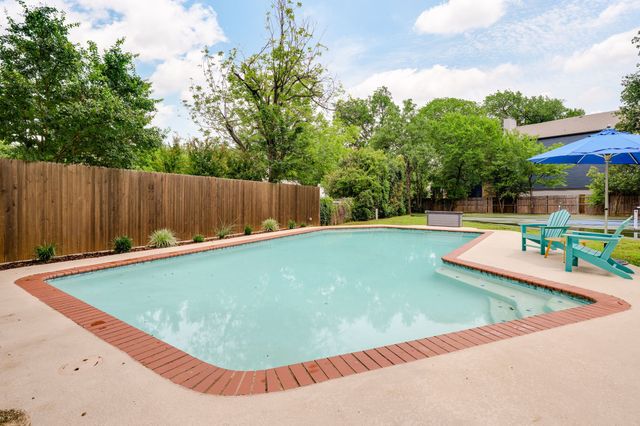 709 Chaffee Court, Arlington, TX 76006