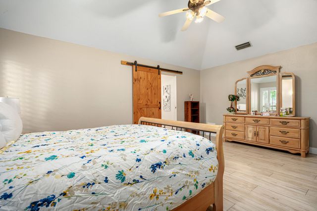 709 Chaffee Court, Arlington, TX 76006