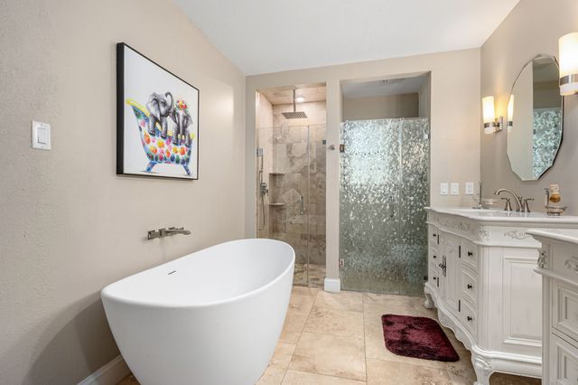 709 Chaffee Court, Arlington, TX 76006