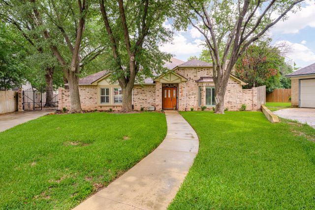 709 Chaffee Court, Arlington, TX 76006