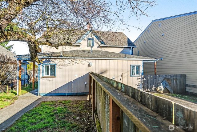 1328 Chestnut Street, Everett, WA 98201