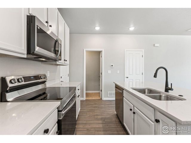 1446 Coral Pl, Longmont, CO 80504