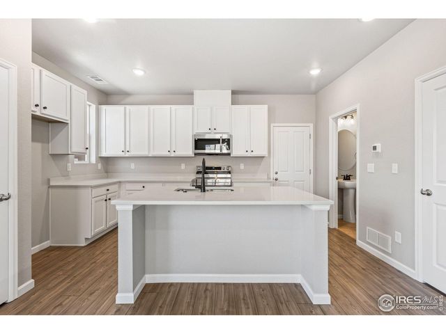 1446 Coral Pl, Longmont, CO 80504