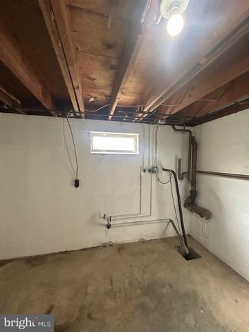 1133 GAYMAN RD, Chambersburg, PA 17202