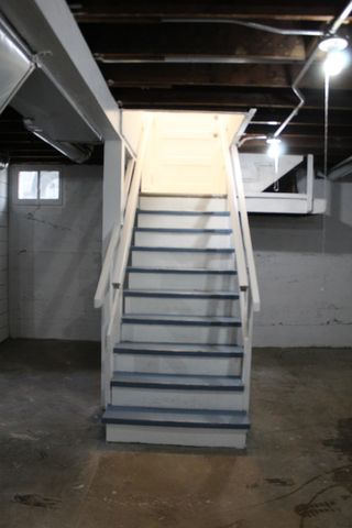 689 Bent Street, Elgin, IL 60120