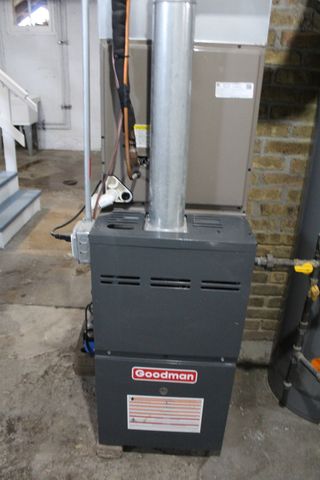 689 Bent Street, Elgin, IL 60120