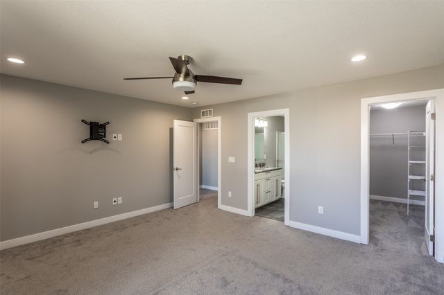 610 SE Westown Parkway, Waukee, IA 50263