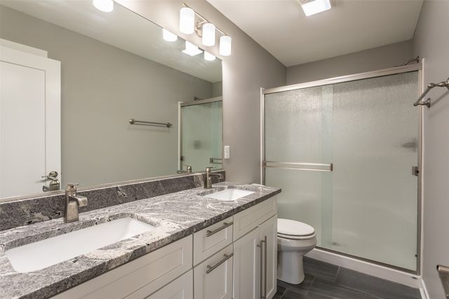 610 SE Westown Parkway, Waukee, IA 50263