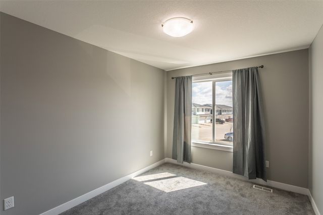 610 SE Westown Parkway, Waukee, IA 50263