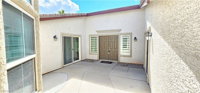 8229 Flowing Rapids Court, Las Vegas, NV 89131