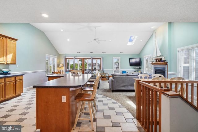 214 2ND ST, Bethany Beach, DE 19930