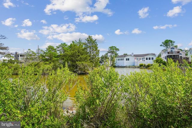 214 2ND ST, Bethany Beach, DE 19930