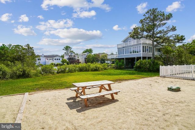 214 2ND ST, Bethany Beach, DE 19930