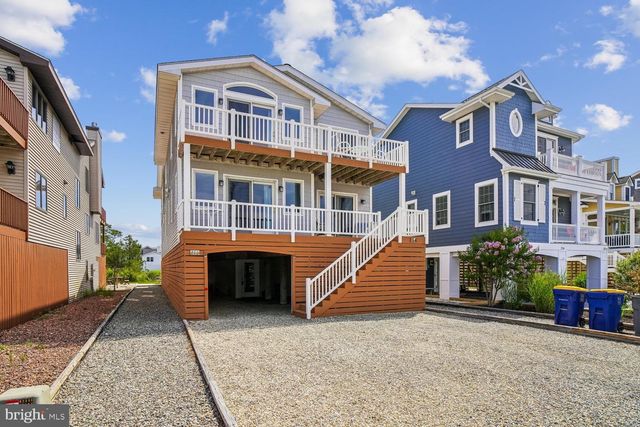 214 2ND ST, Bethany Beach, DE 19930