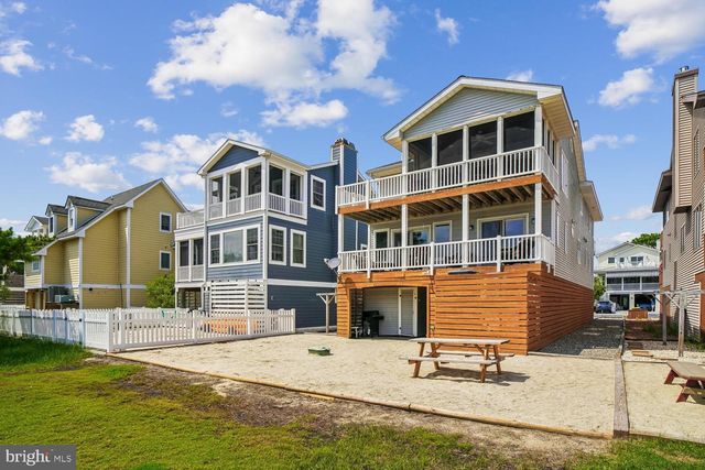 214 2ND ST, Bethany Beach, DE 19930