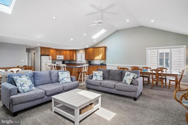 214 2ND ST, Bethany Beach, DE 19930
