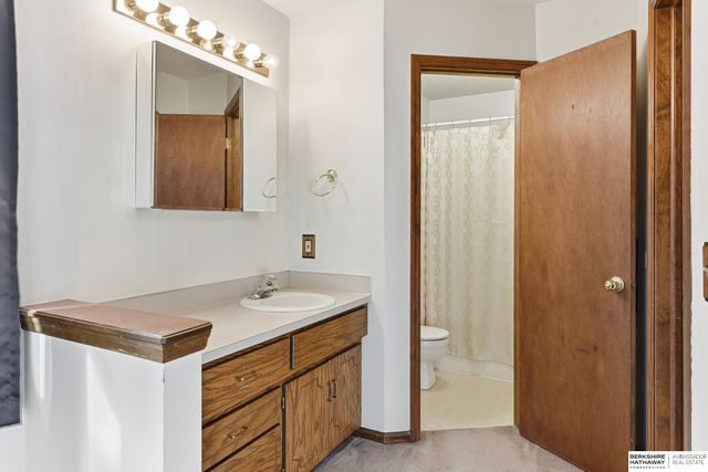 14010 S 35th Street, Bellevue, NE 68123