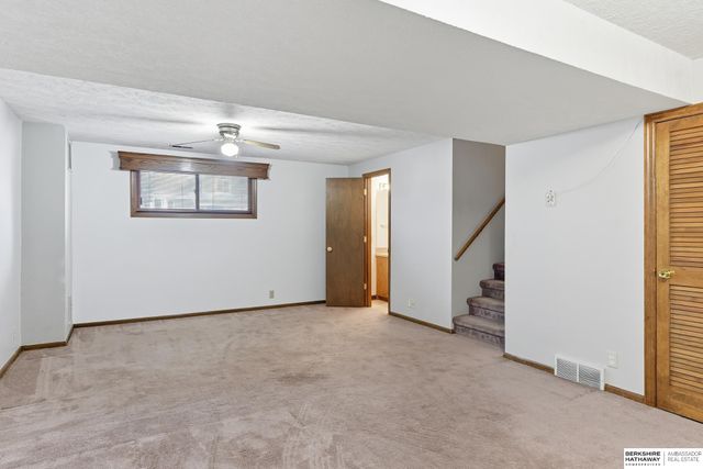 14010 S 35th Street, Bellevue, NE 68123