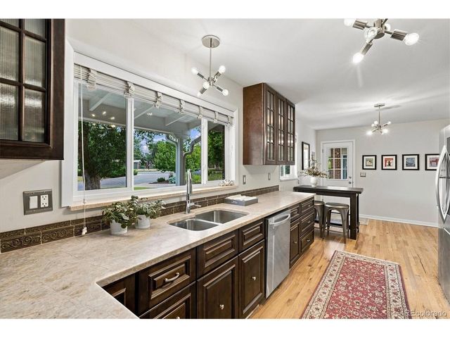 546 W Lake Ave, Littleton, CO 80120