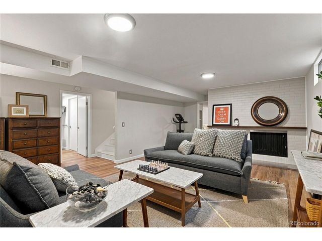 546 W Lake Ave, Littleton, CO 80120