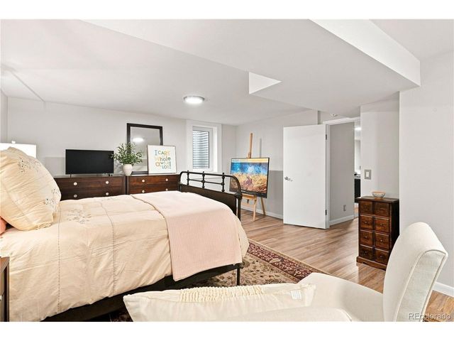 546 W Lake Ave, Littleton, CO 80120