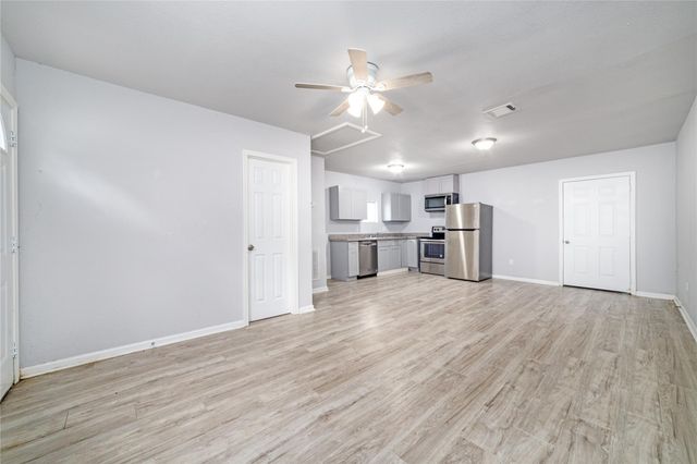 1309 Jefferson Street c, Baytown, TX 77520