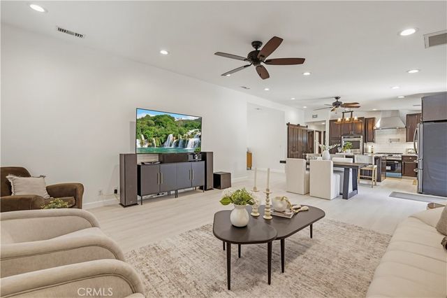 7701 Rhea Avenue, Reseda, CA 91335