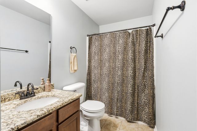 1011 Benwick Rd, Hendersonville, TN 37075