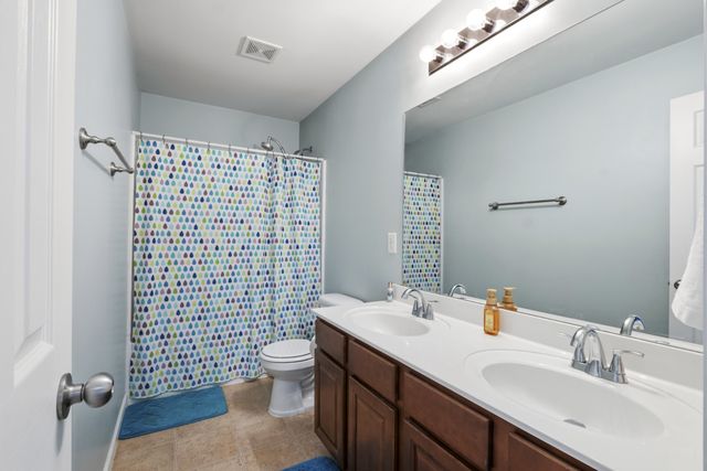 1011 Benwick Rd, Hendersonville, TN 37075