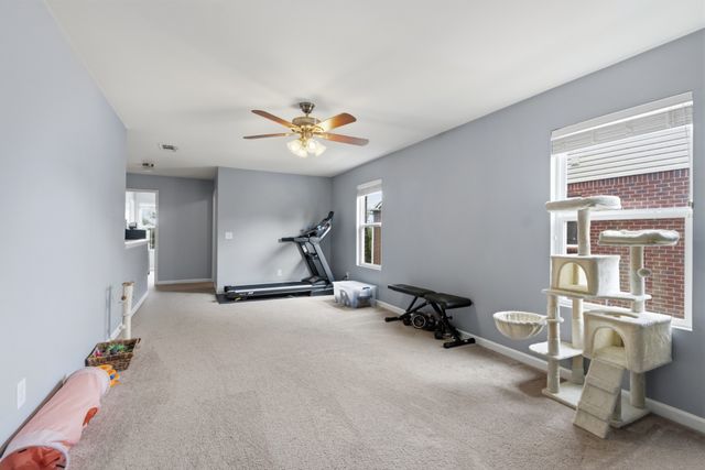 1011 Benwick Rd, Hendersonville, TN 37075