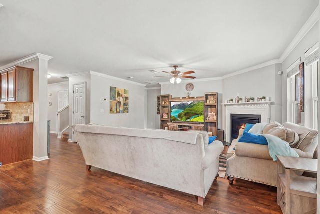 1011 Benwick Rd, Hendersonville, TN 37075