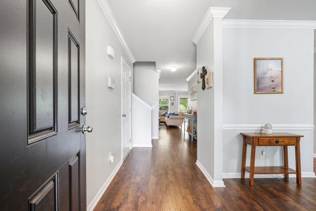 1011 Benwick Rd, Hendersonville, TN 37075