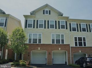 7049 HUNTLEY RUN PL #116, Alexandria, VA 22306