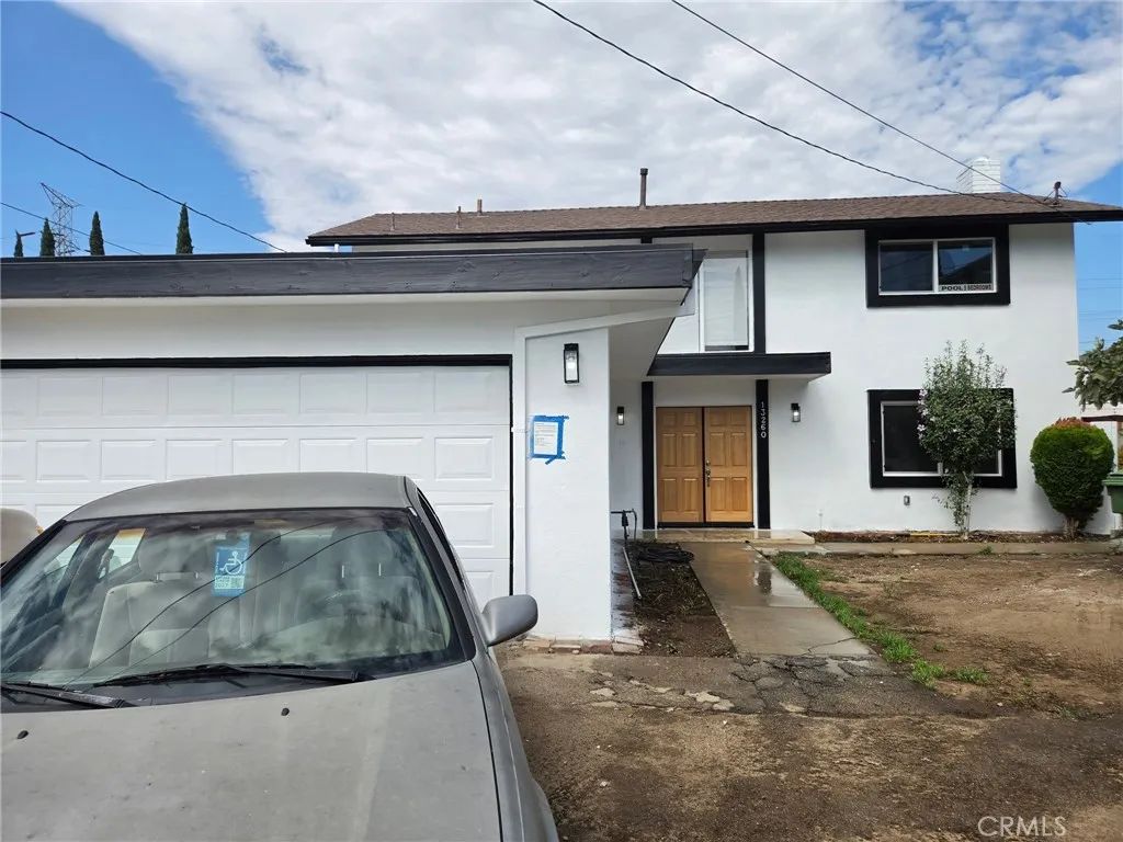 13260 Winfield, Los Angeles, CA 91402