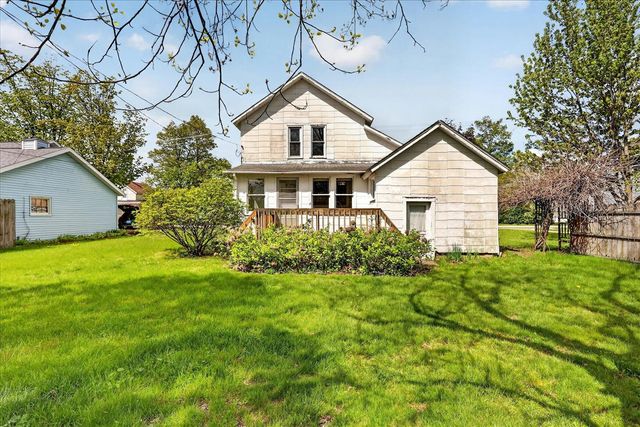 124 Washington Street, Sparta, MI 49345